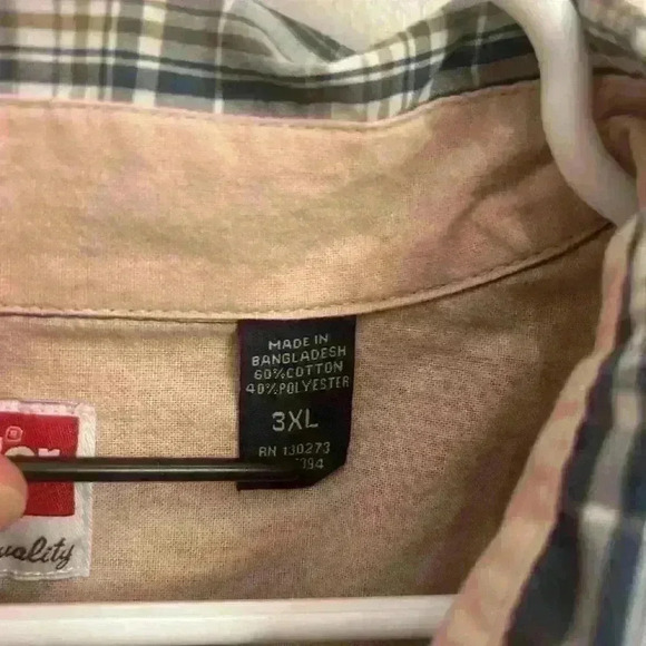 Wrangler, long sleeve, button-down three XL men's plaid western shirt - Picture 3 of 5